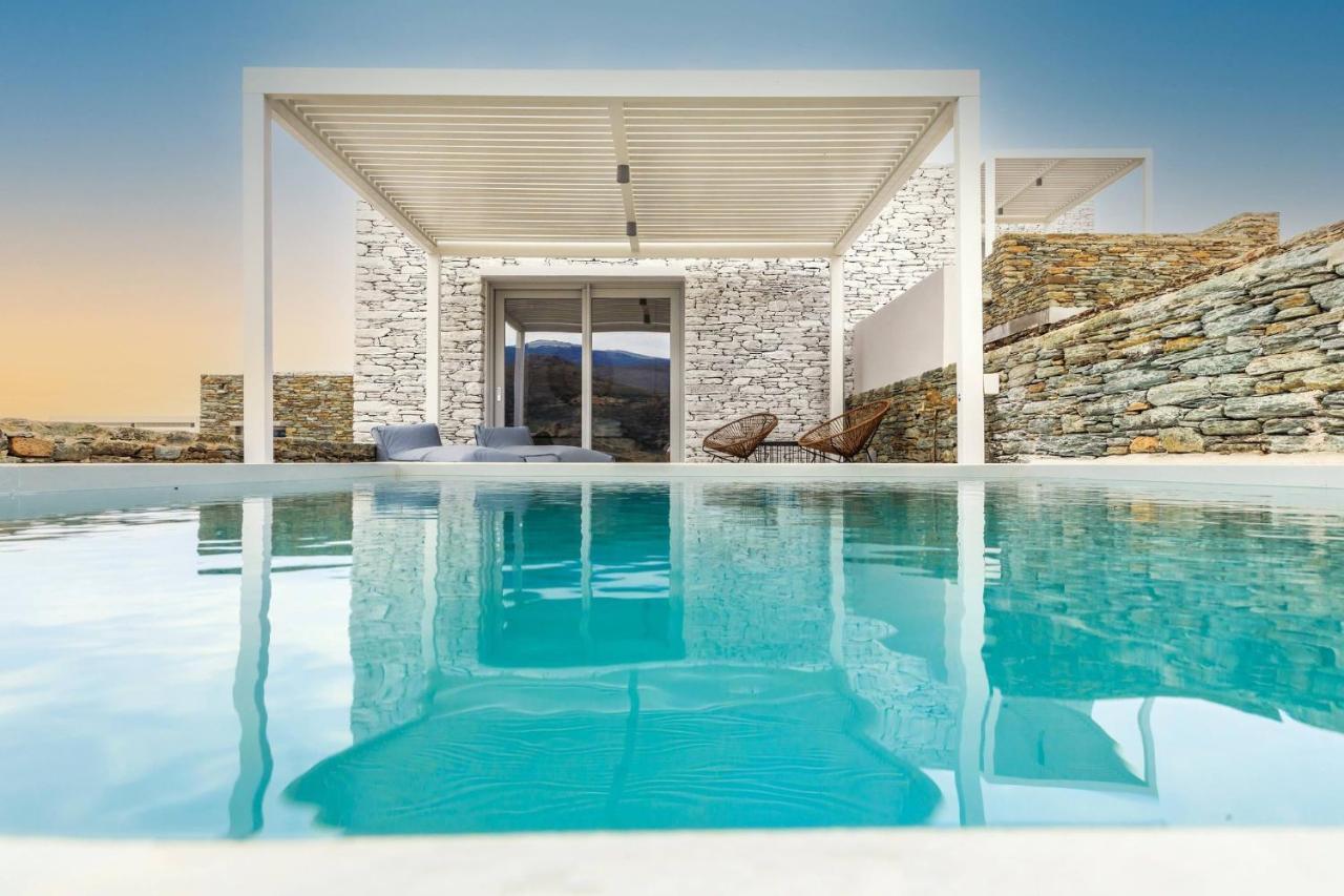 Iliades Luxury Boutique Suites Batsíon Exteriör bild