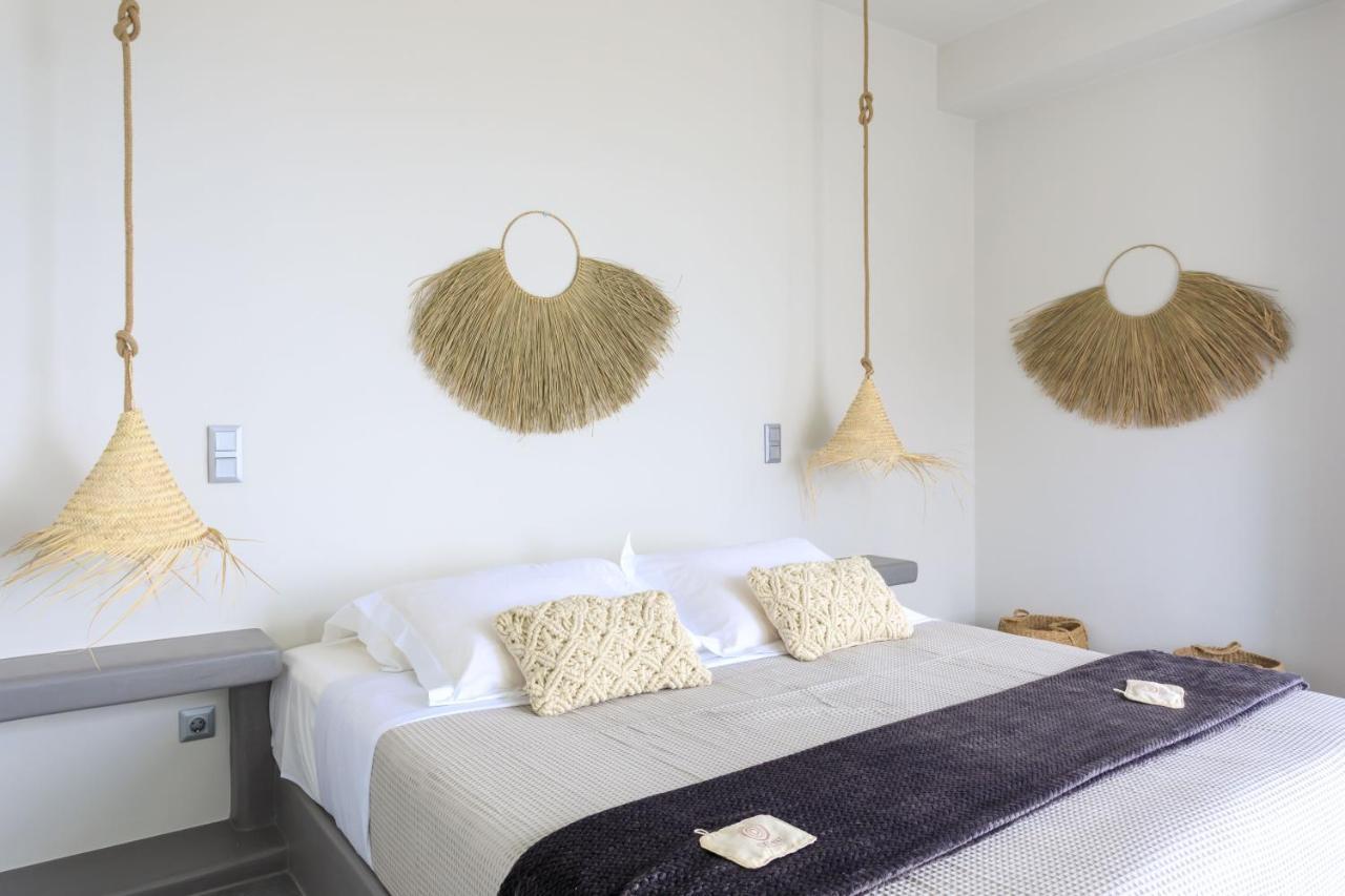 Iliades Luxury Boutique Suites Batsíon Exteriör bild