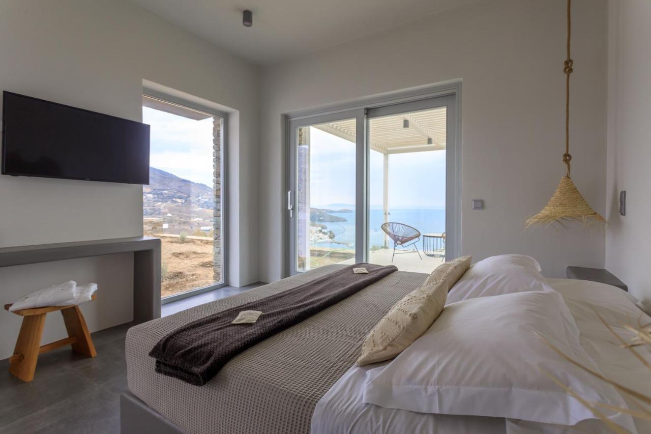 Iliades Luxury Boutique Suites Batsíon Exteriör bild